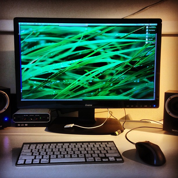 553780_579080852118595_1616803324_n